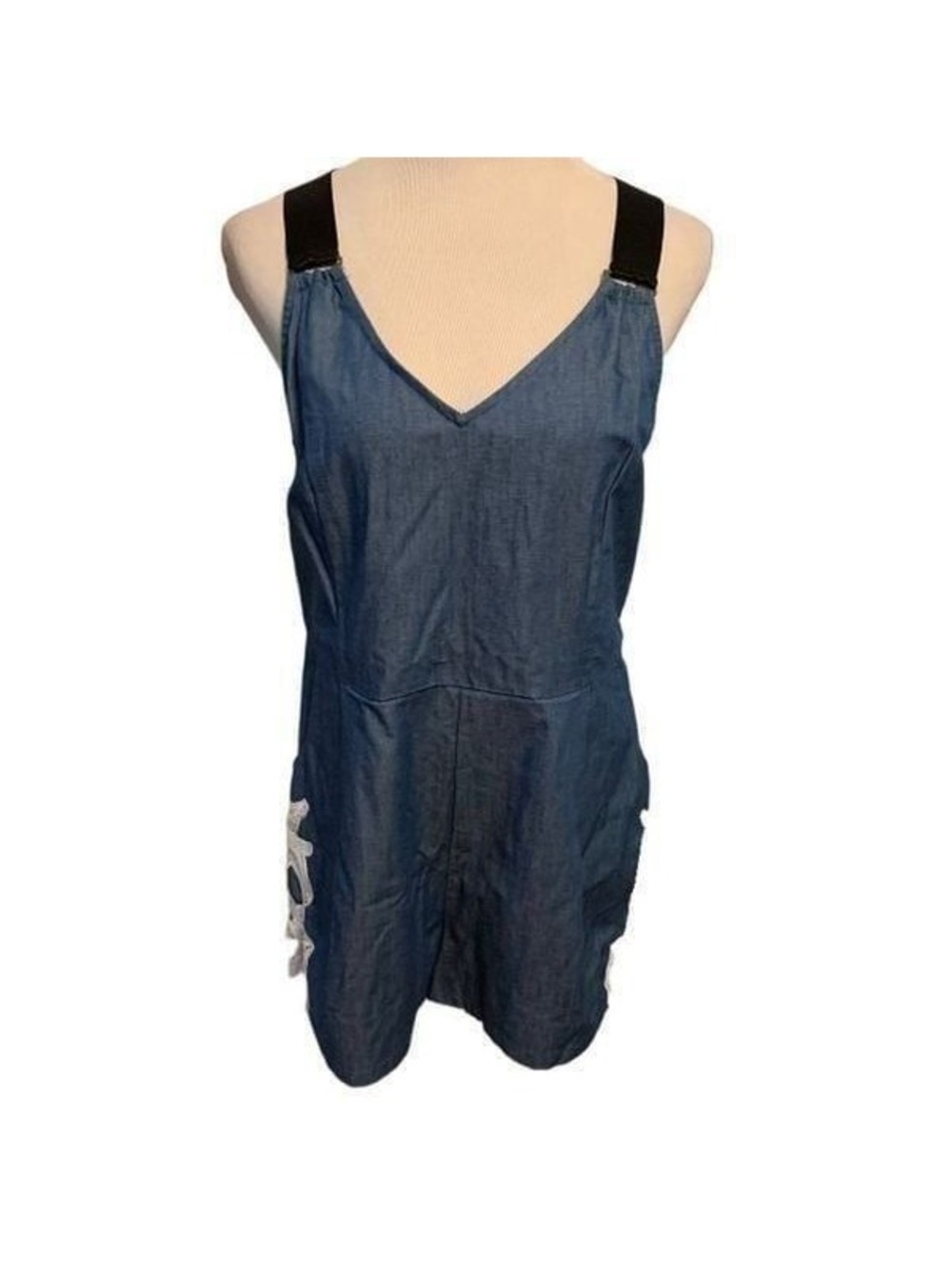 Adelyn Rae Blue Chambray Romper Sz L